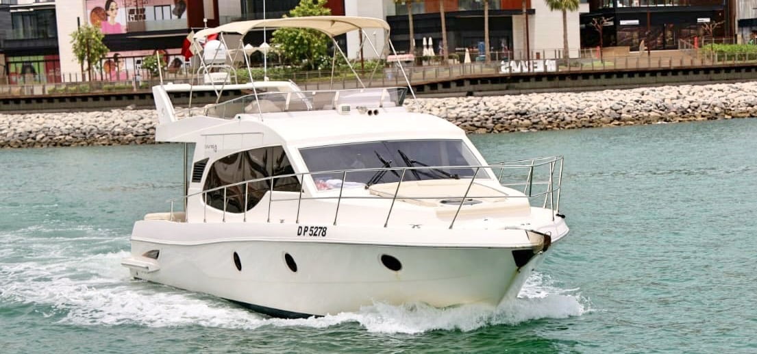 rent a yacht dubai marina